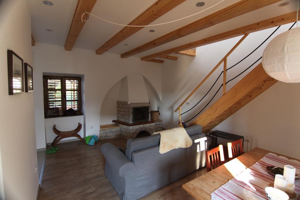Holiday Home Kuca Na Moru Kornić Exteriér fotografie